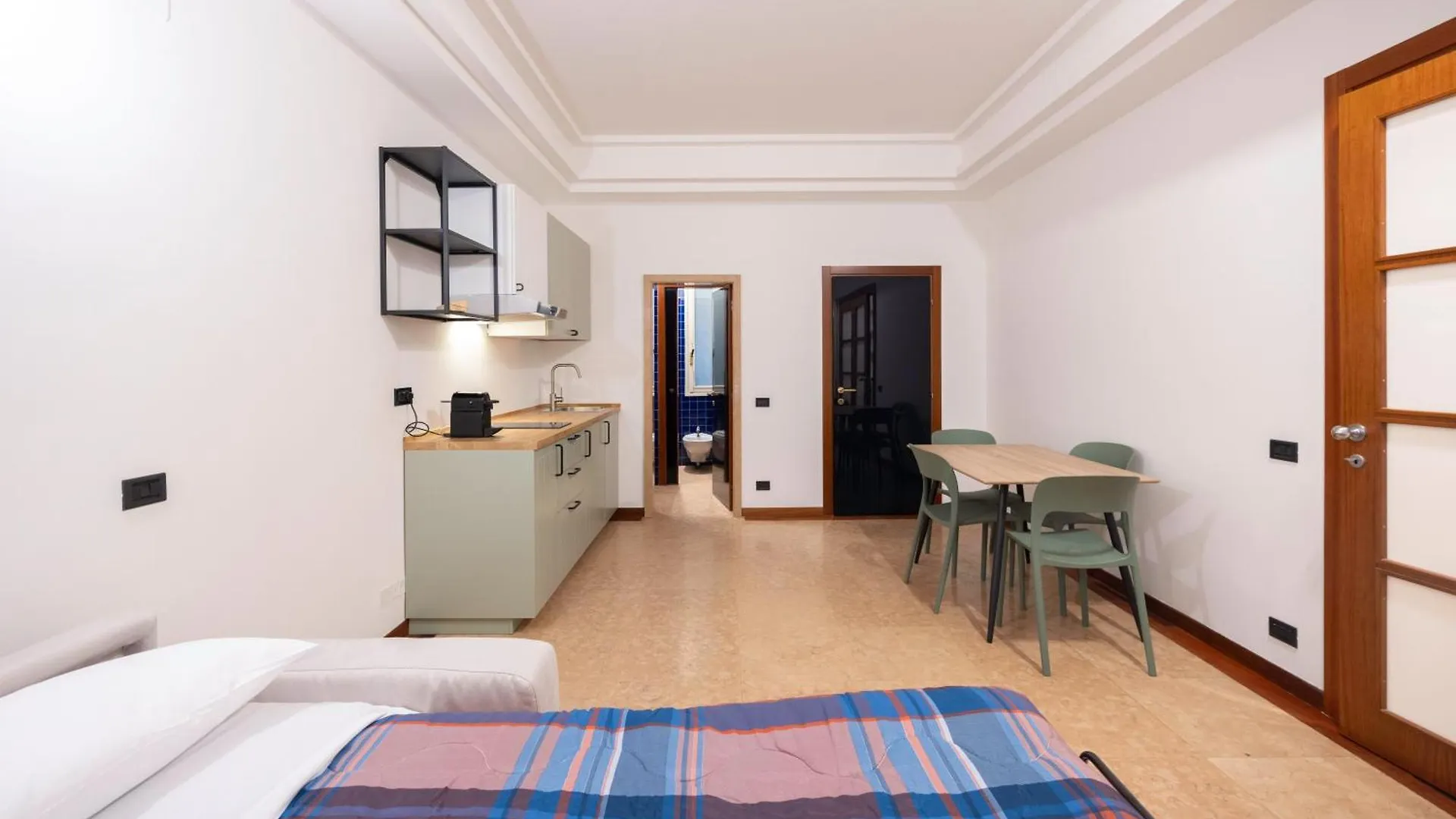 Le Torri, Bologna By Short Holidays